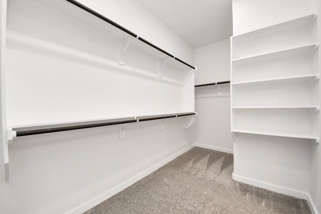 Building Photo - 31815 Autumn Spur Ln