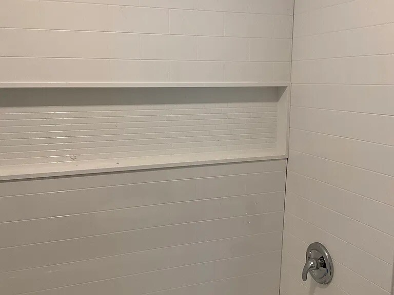 Building Photo - 1587 Claremont Pl