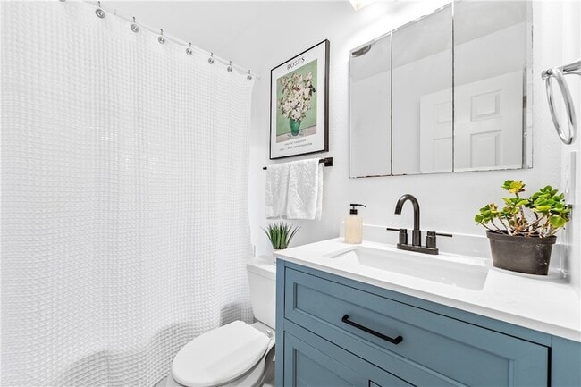 Building Photo - 6682 Alexandria Dr