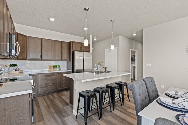 Building Photo - 10613 Lingonberry Rd