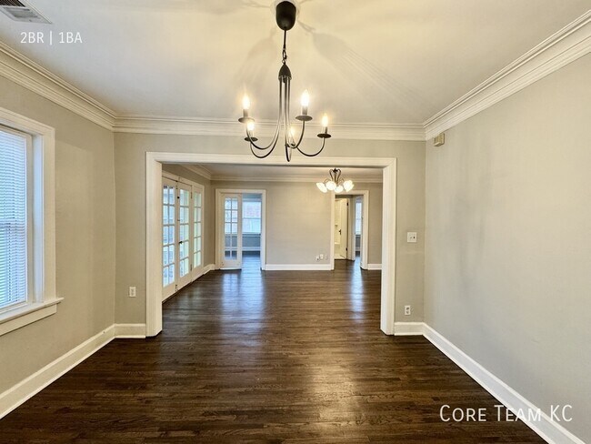 Building Photo - 217 E 46th St