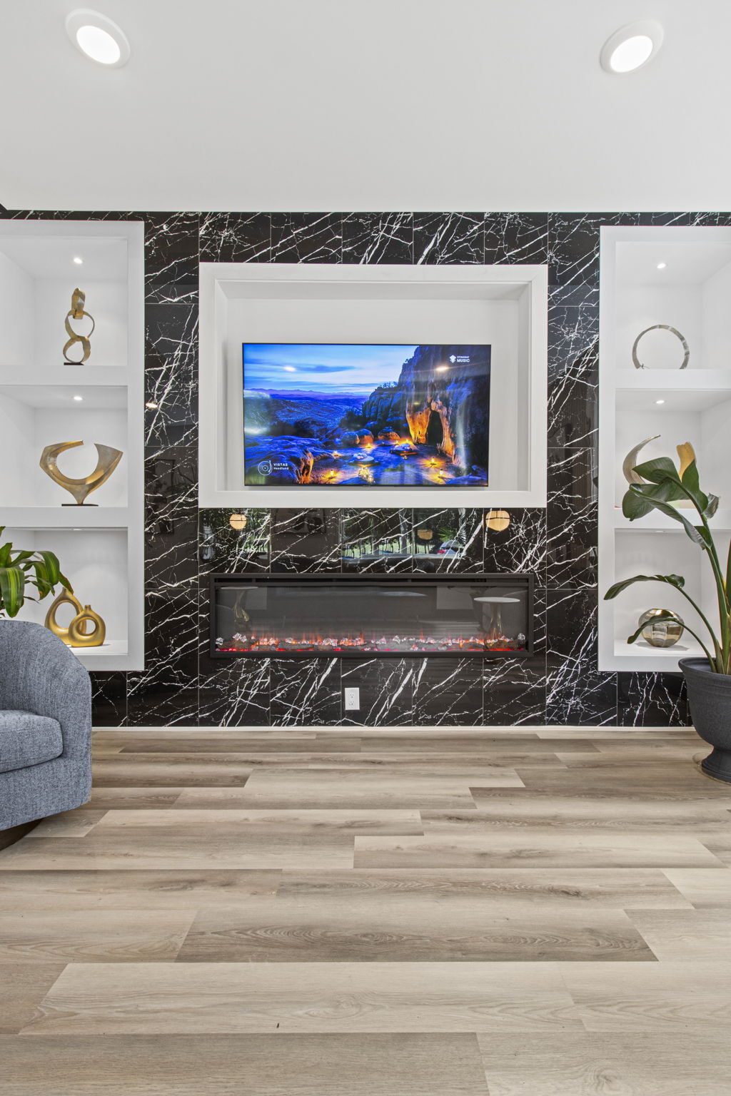 Building Photo - 2625 W Jefferson St