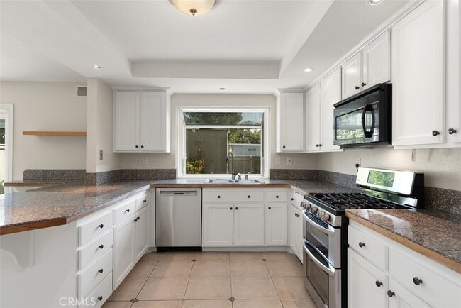 Building Photo - 42 Atherton-