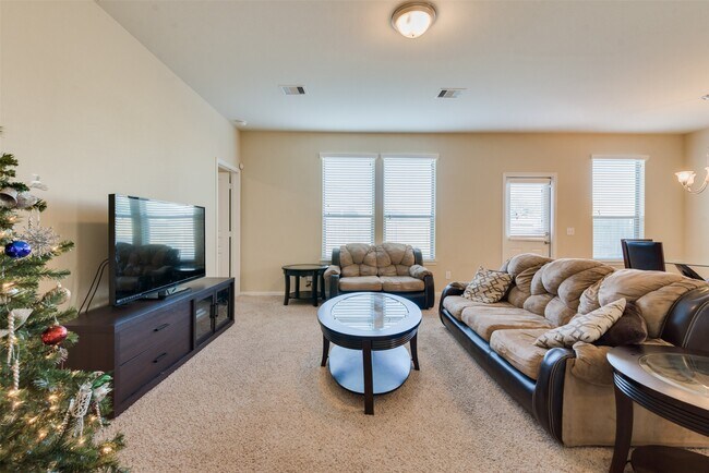 Building Photo - 8127 Running Brook Ln