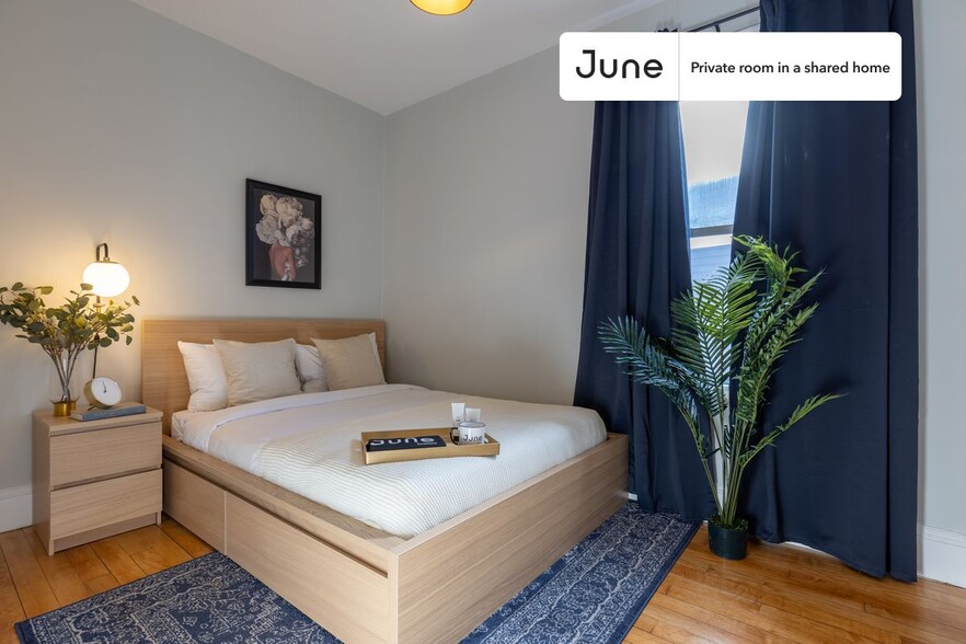 Primary Photo - Private bedroom in 4 bed/2 bath Home