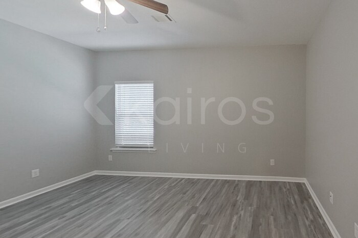 Building Photo - 2009 Wilson Rd