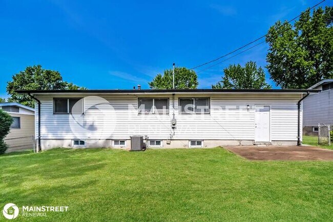 Building Photo - 10326 Janson Dr, St Louis, MO 63136