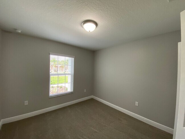 Building Photo - 14780 SW 27 Ct Rd