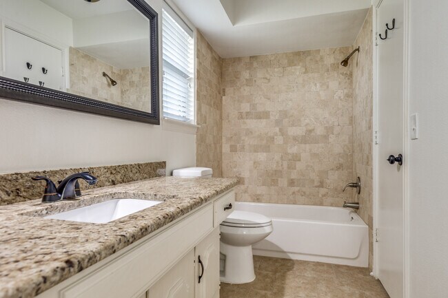 Building Photo - 1708 Cathedral Dr