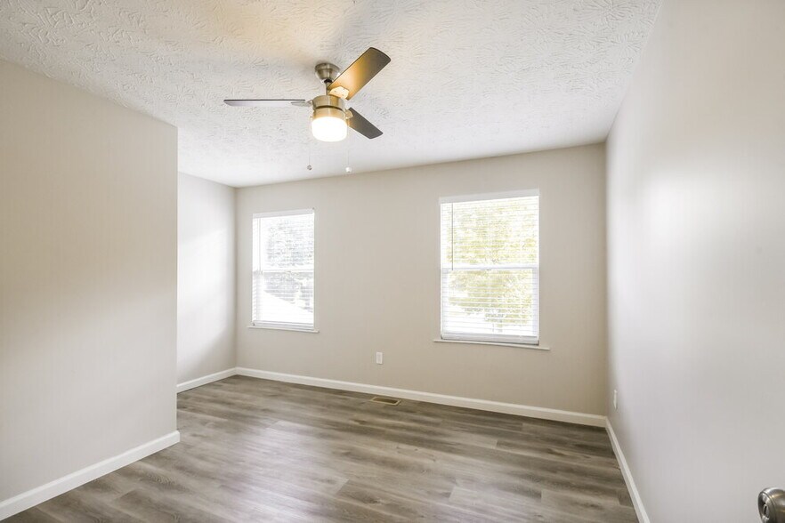 Building Photo - 4320 Oil Creek Dr