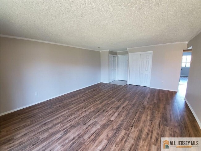 Building Photo - 1606 Edison Glen Terrace