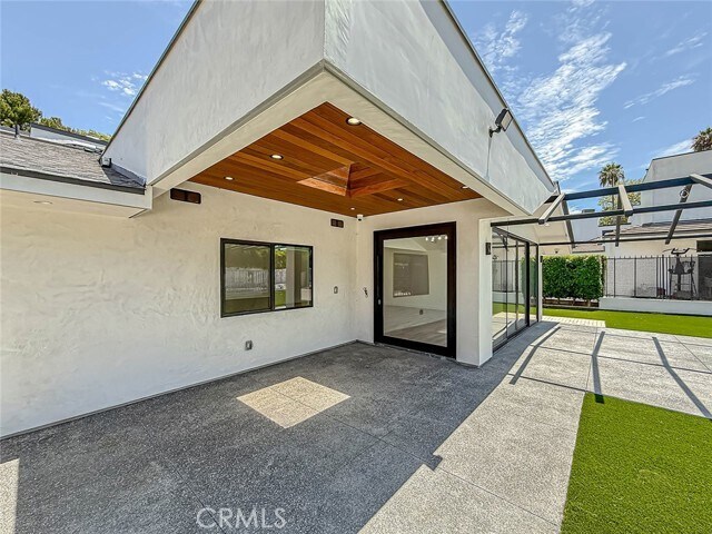 Building Photo - 22921 Dolorosa St