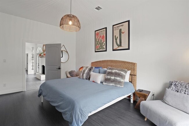 Building Photo - 510 Camino De Rancho