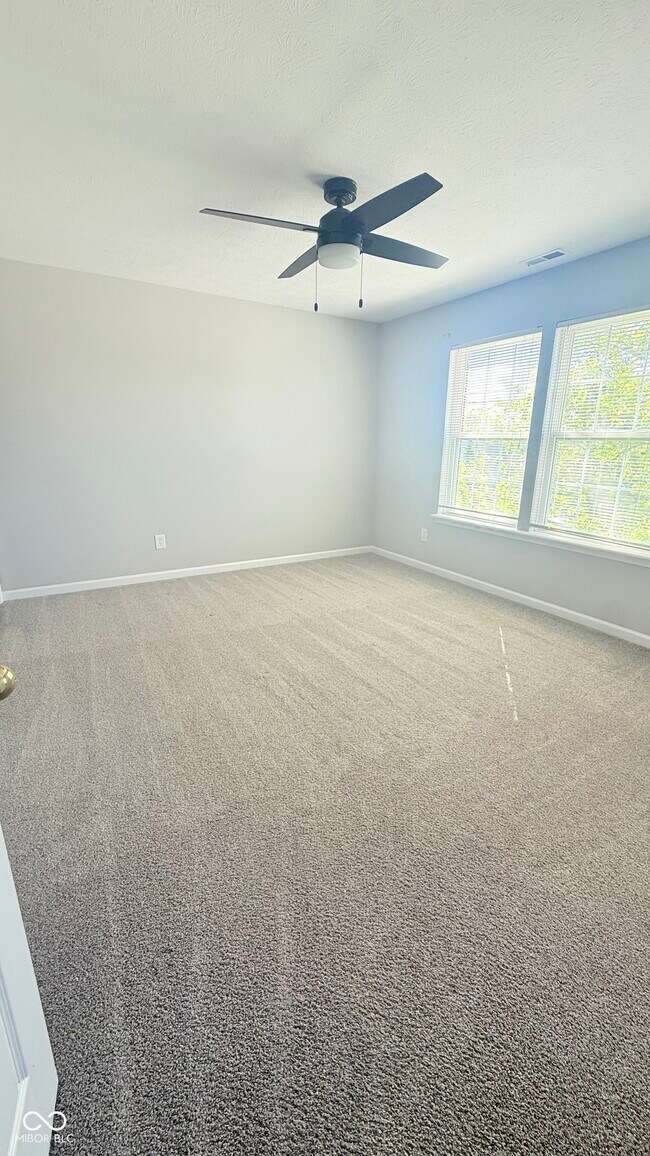 Building Photo - 6683 Amherst Way