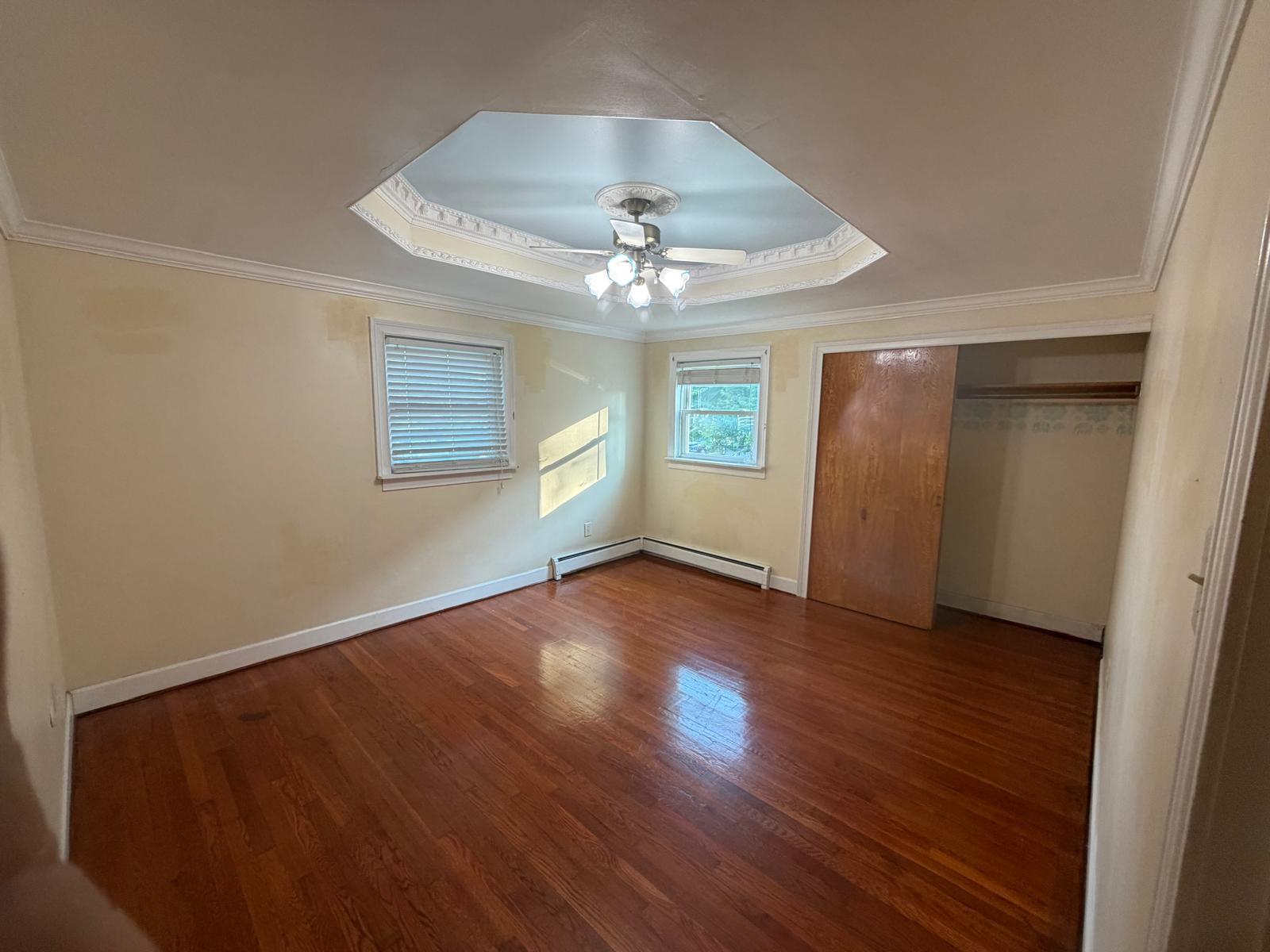 Building Photo - 3400 Sheidy Ave
