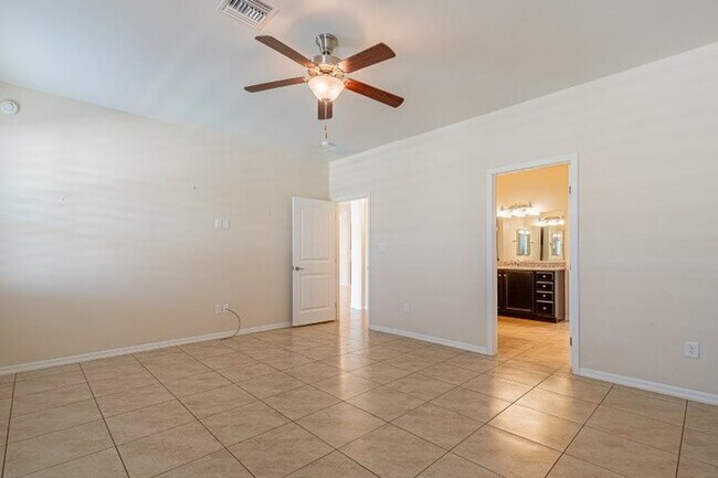 Building Photo - LAS BARRANCAS POOL HOME WITH SOLAR