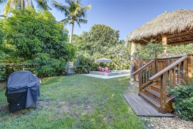 Building Photo - 1637 Cleveland St