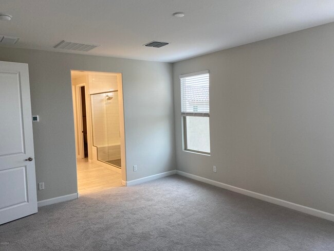 Building Photo - 6511 E Villa Maria Dr