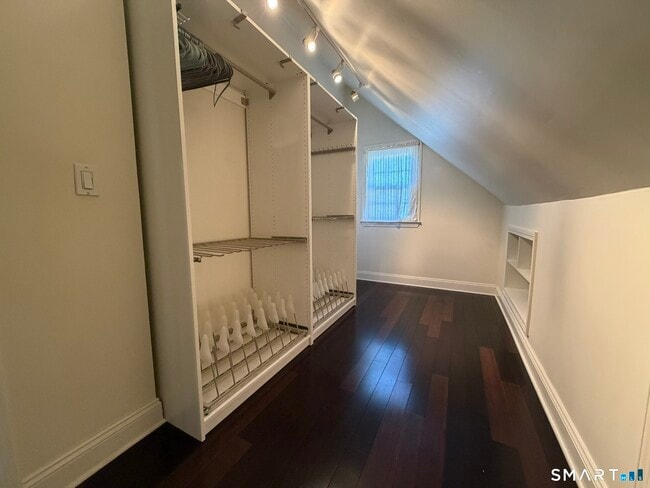 Building Photo - 67 Rockwell Ave