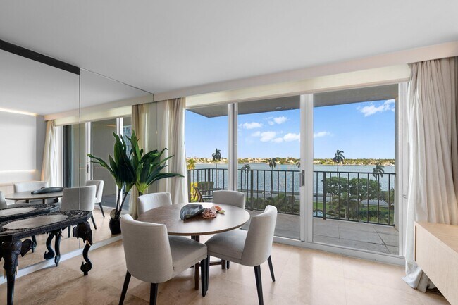 Building Photo - 1801 S Flagler Dr