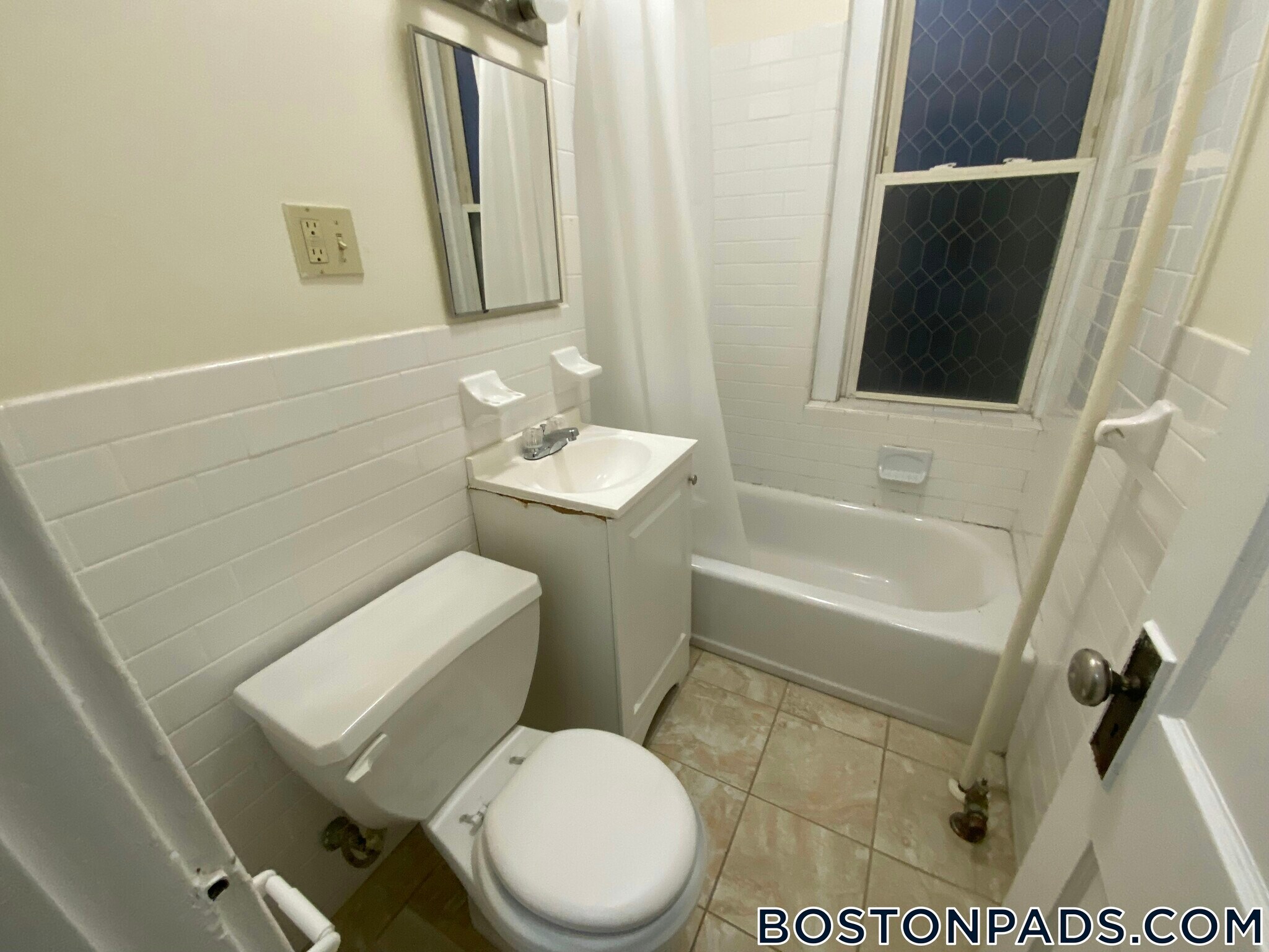 Building Photo - 127 Washington St