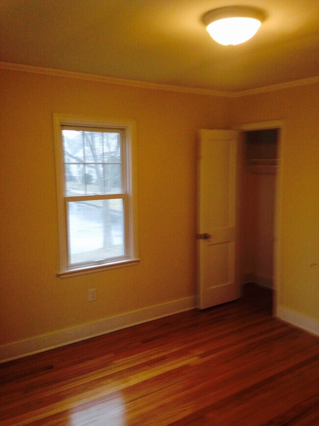 Building Photo - 47 Thibault Pky