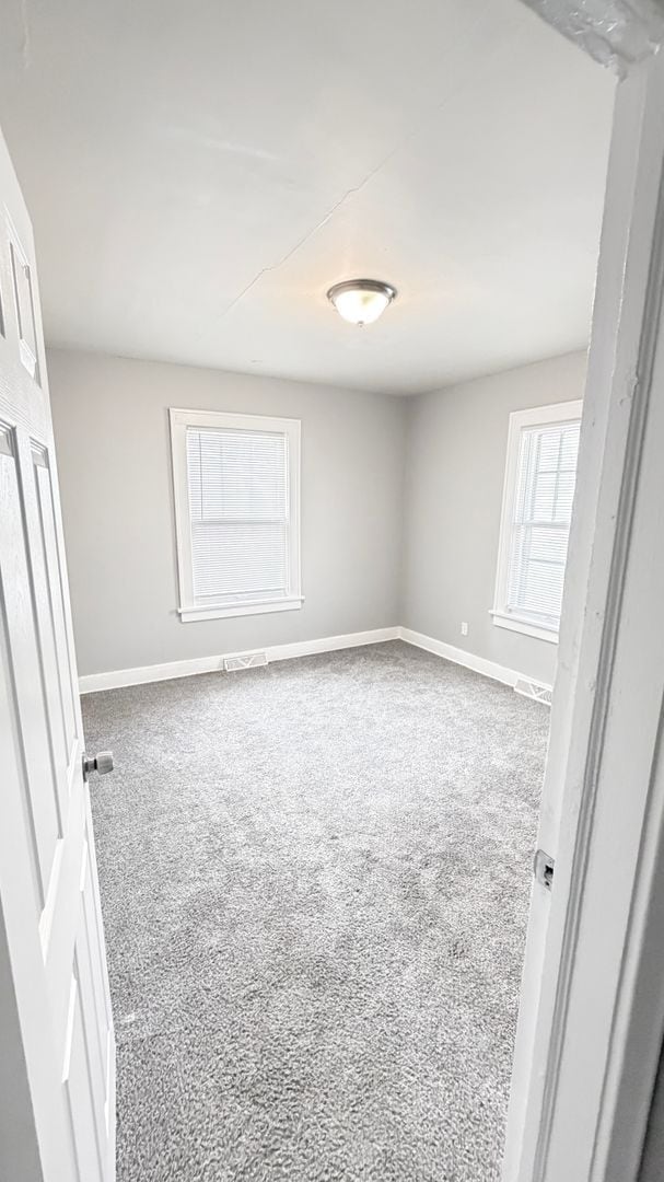 Building Photo - 2114 S Scott Ave