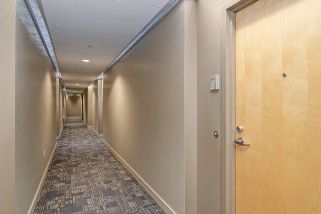 Building Photo - Modern Downtown 1 Bedroom with balcony at ...
