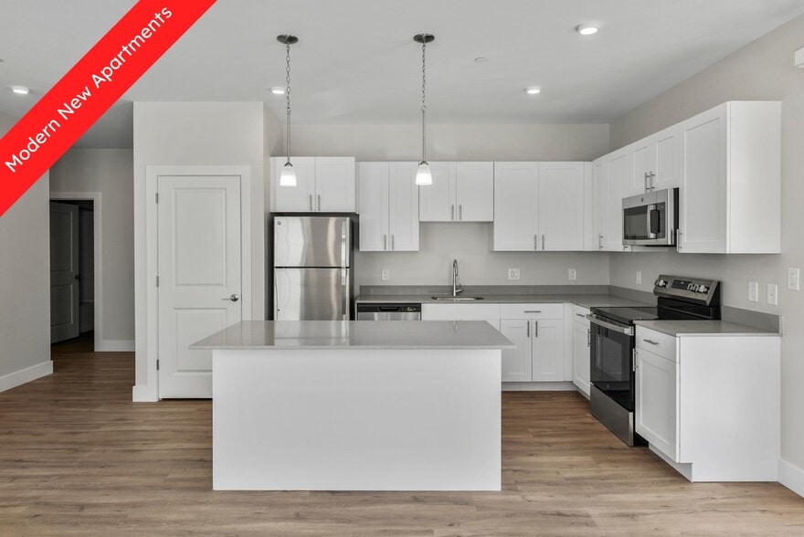 Primary Photo - Woodview at Randolph