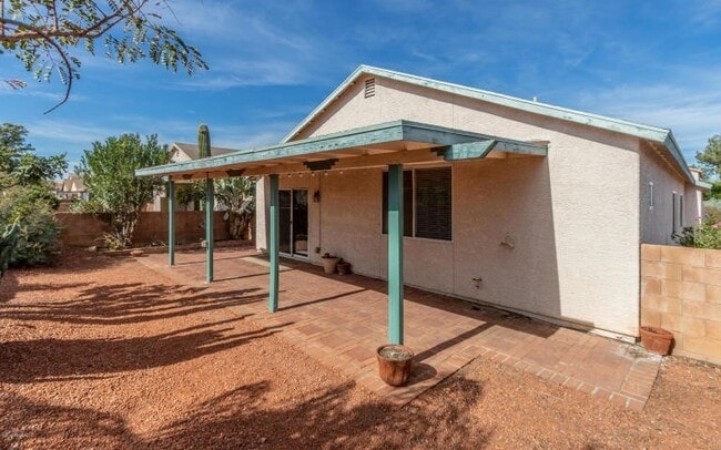 Building Photo - 3Bdrm / 2Ba  Bright & Clean near Thorneydale/Hardy