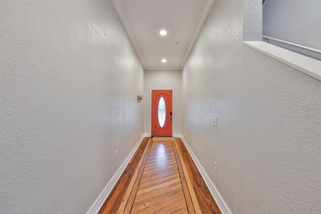 Building Photo - 517 Villa Treviso Ct