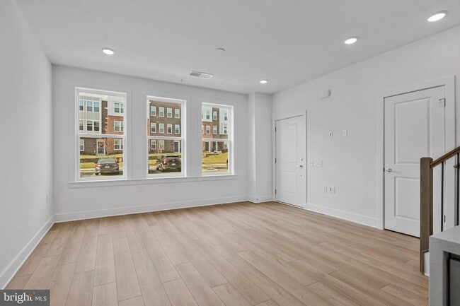 Building Photo - 19826 Lavender Dust Sq