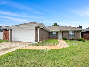 Building Photo - 9709 Grissom Dr