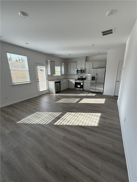 Building Photo - 180 Milledge Cmns Dr NE