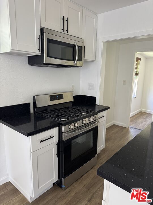 Building Photo - 446 N California St