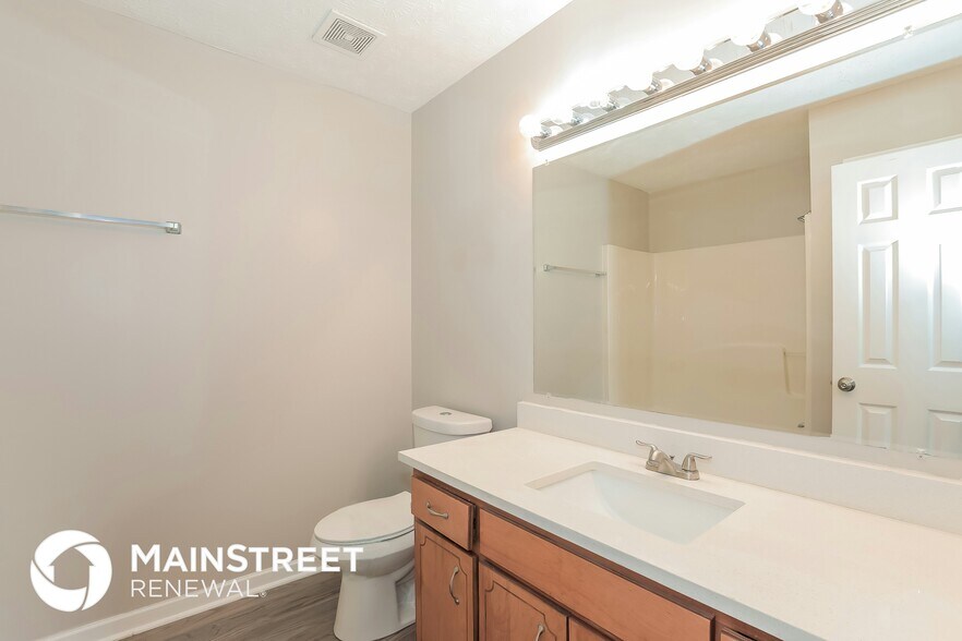 Building Photo - 6538 River Hill Dr