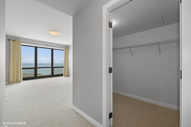 Building Photo - 130 N Garland Ct