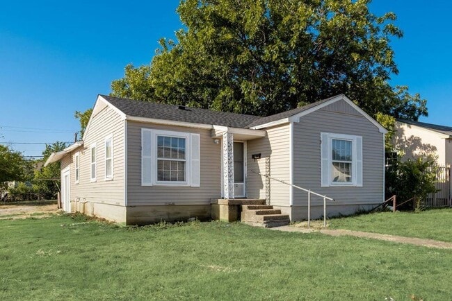 Primary Photo - Charming Home in Prime Grand Prairie Locat...