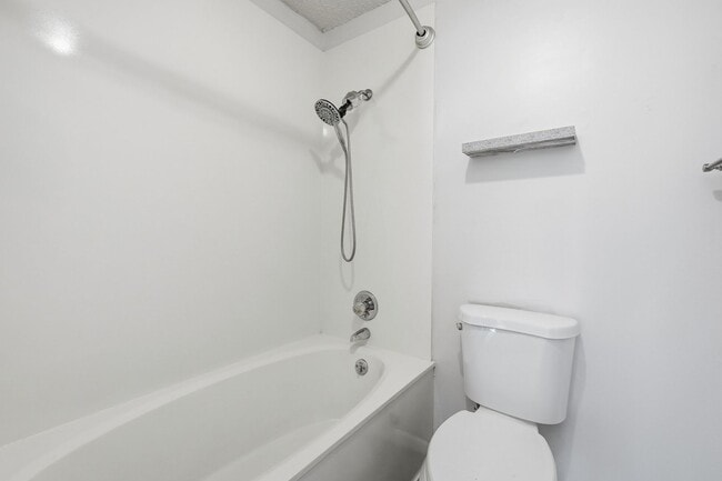 Building Photo - Premier Marina Cove end unit!!   Coastal Lifestyle at its BEST!!