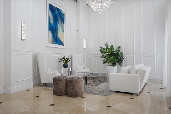 Building Photo - 4740 S Ocean Blvd