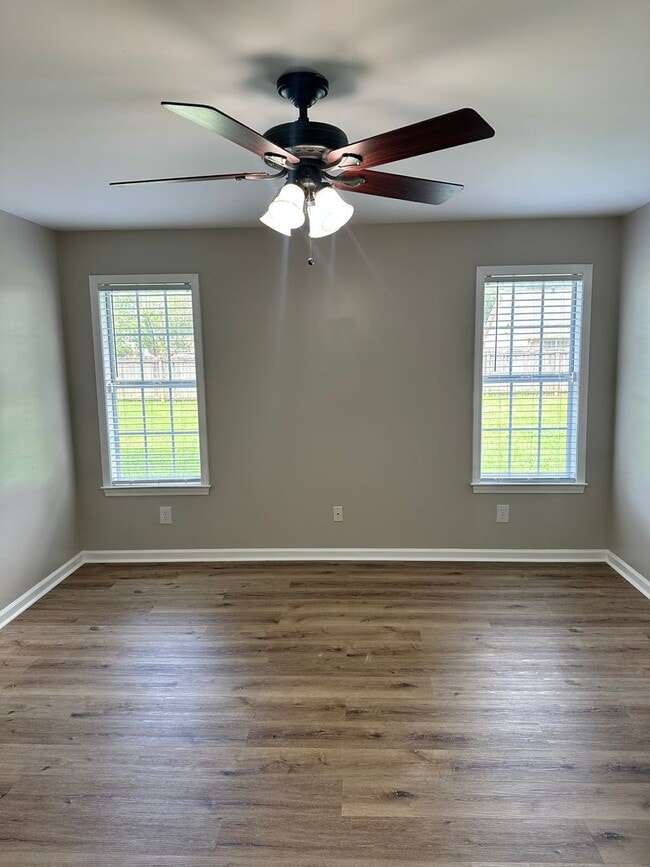 Building Photo - Gorgeous Home in Dothan, AL