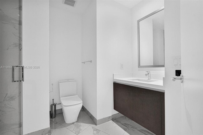 Building Photo - 851 NE 1st Ave