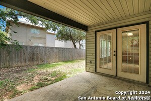 Building Photo - 10106 Amber Flora Dr