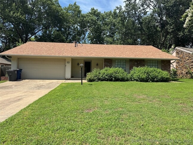 Primary Photo - 7833 E 79th Pl