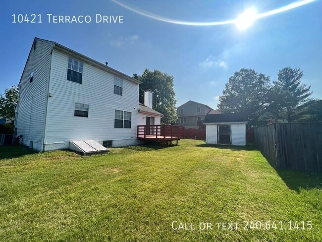 Building Photo - 10421 Terraco Dr