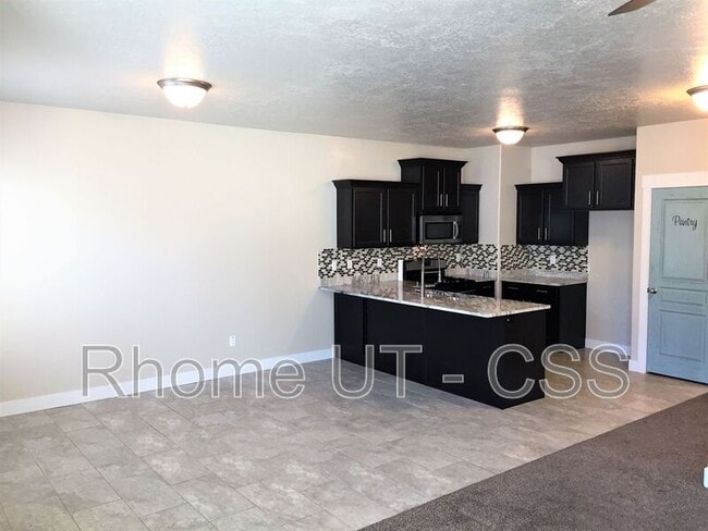 Building Photo - 1616 N Catagena Pky