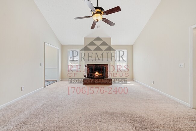 Building Photo - 5702 Stoneridge Dr
