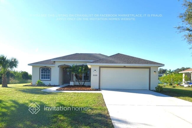 Building Photo - 2529 Pan American Blvd