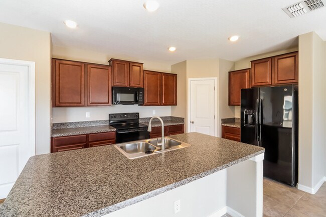 Building Photo - 10251 Boggy Moss Dr