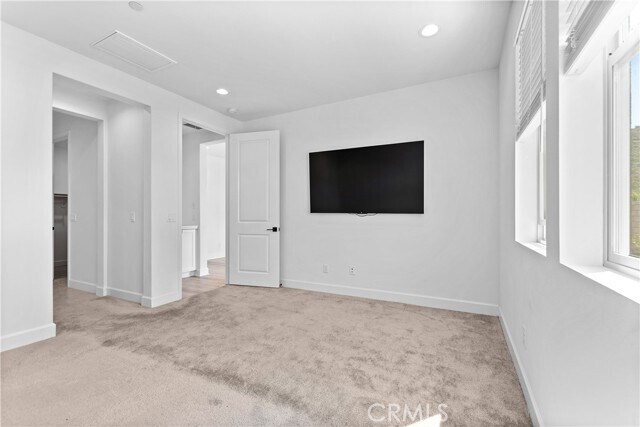 Building Photo - 5024 Rexton Dr